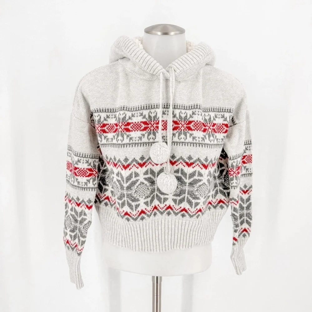 Elegant Gray and Red Women's Sweater
